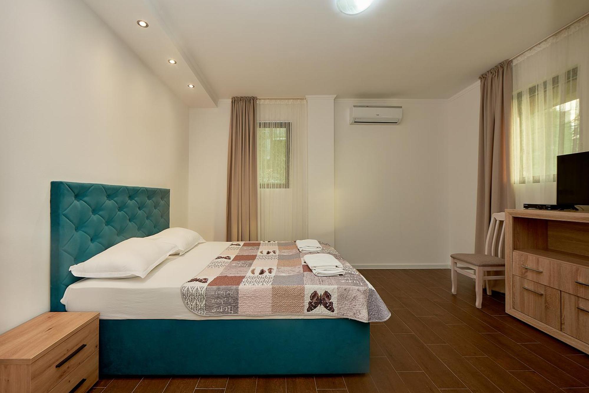 Adria Lux Apartmens 2 Sveti Stefan Eksteriør billede