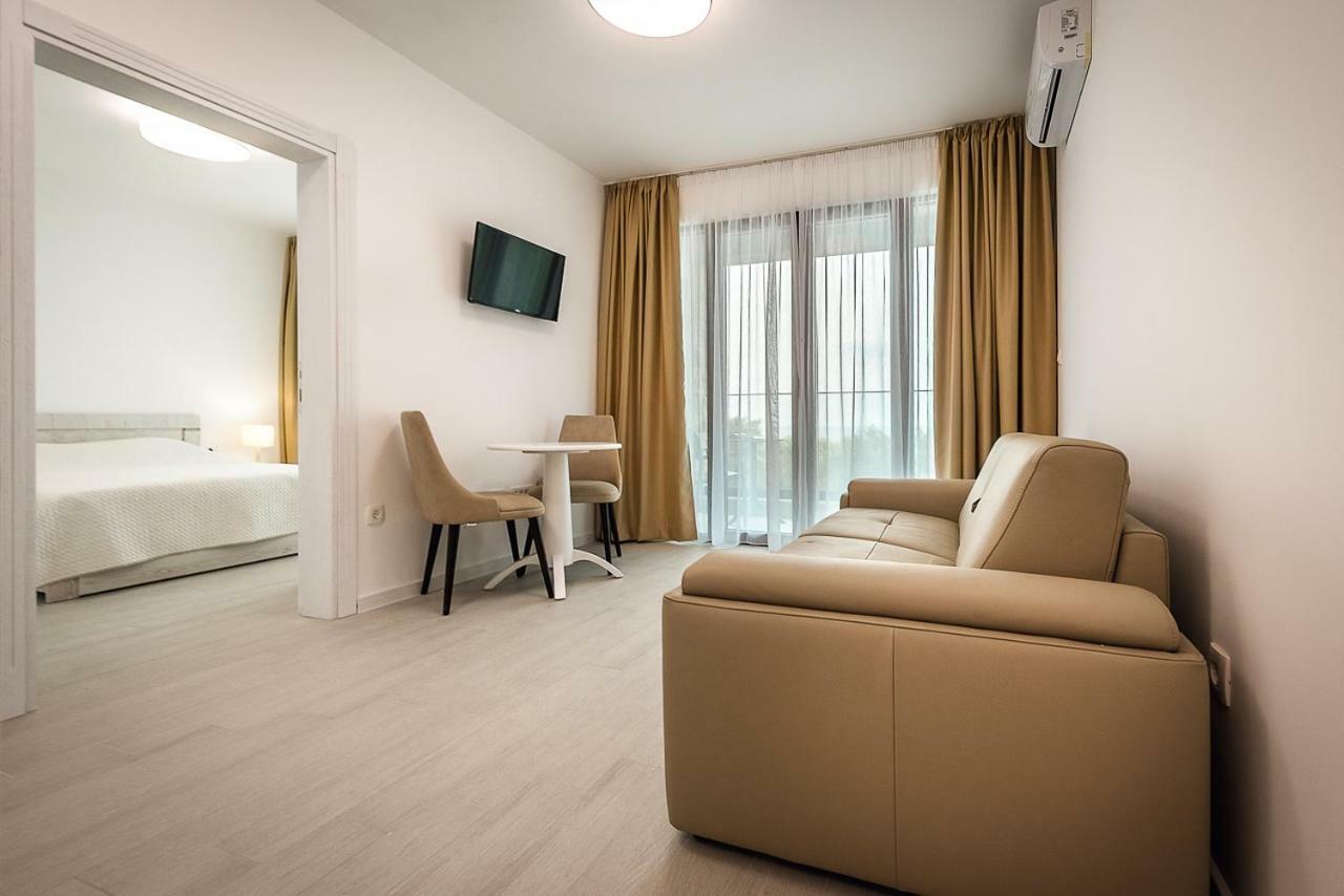 Adria Lux Apartmens 2 Sveti Stefan Eksteriør billede