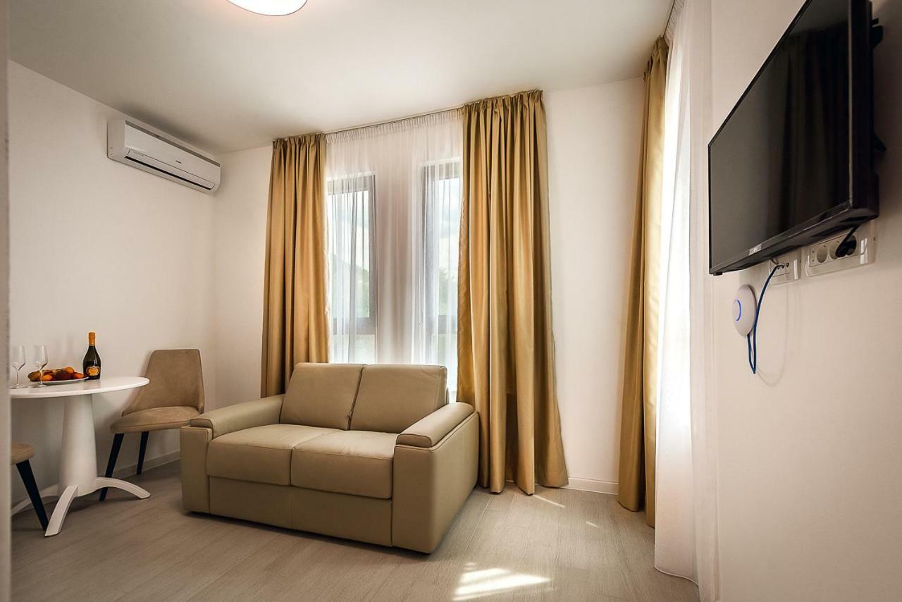 Adria Lux Apartmens 2 Sveti Stefan Eksteriør billede