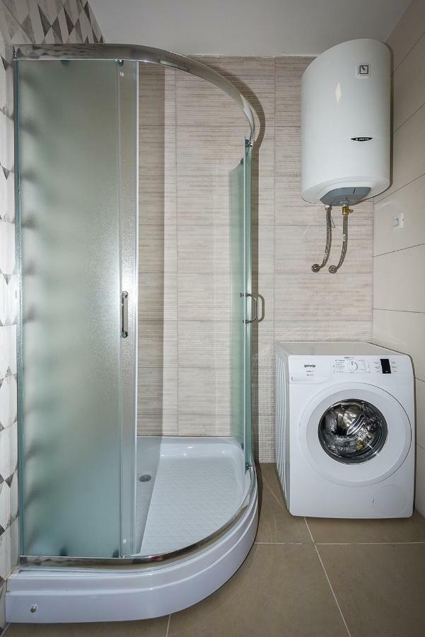 Adria Lux Apartmens 2 Sveti Stefan Eksteriør billede